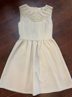 🌻3/$15🌻 Ya Los Angeles Blush Peach Beaded Neckline A-line Dress
